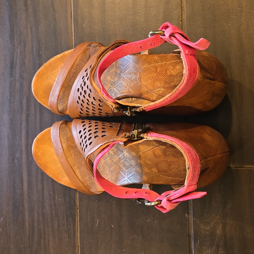 A.S. 98 RARE Leather Boho Heeled Sandals Sz 39 - Picture 4 of 10